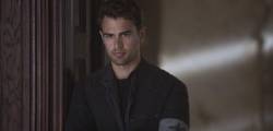 Theo James, Divergent Allegiant - Lionsgate