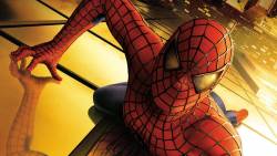 tom-holland-reimagines-his-favorite-scene-from-sam-raimi-s-spider-man-movies