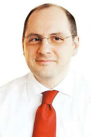 Serhat Albayrak