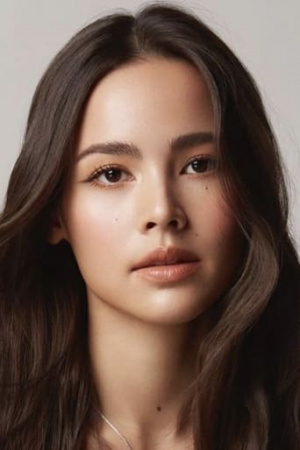 Urassaya Sperbund