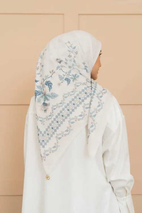 Dianda Scarf White - Image 2