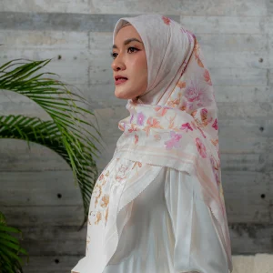 Eloise Scarf Ivory