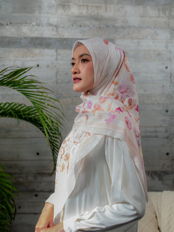 Eloise Scarf Ivory