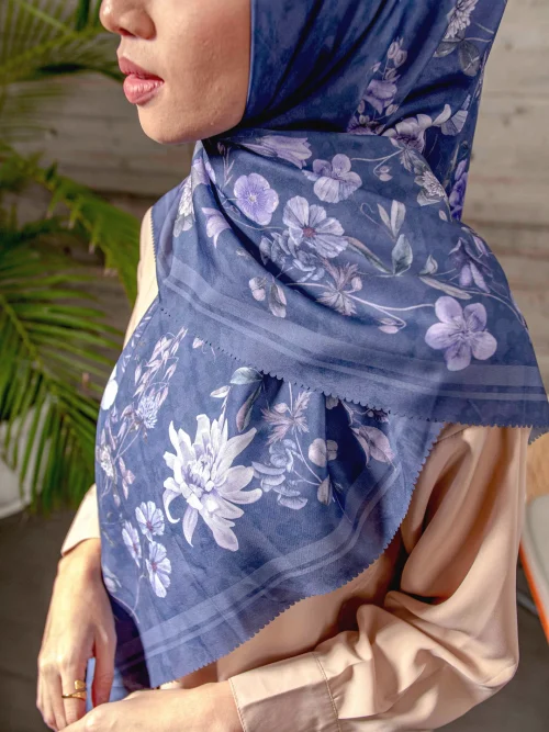 Eloise Scarf Estate Blue