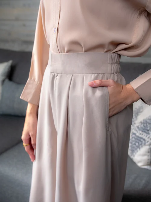 Shae Pants Warm Taupe - Image 3