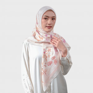 Eloise Scarf Ivory