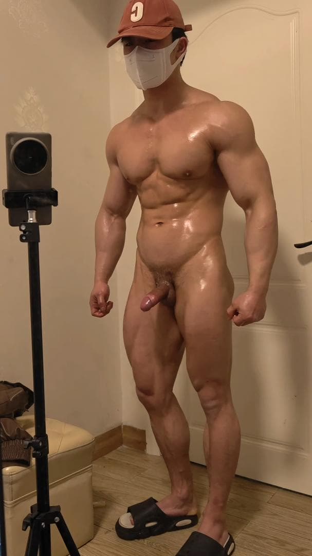 sex Hot muscular boy showing his dick