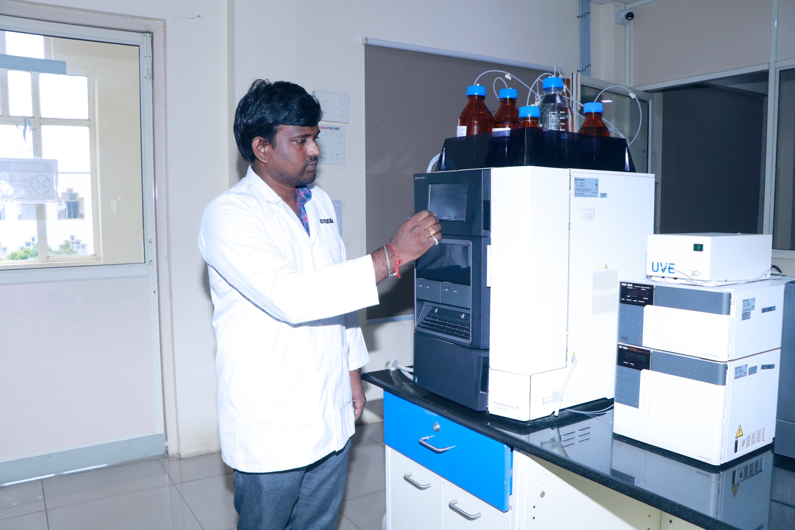 NERO Labs Analytical Equipment Station