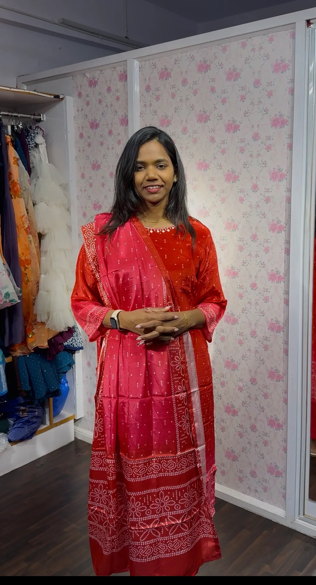 RED Bandnee crepe silk 3 Piece set