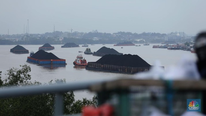 Indonesia's Coal Production Reaches 812.04 Million Tons by 2024