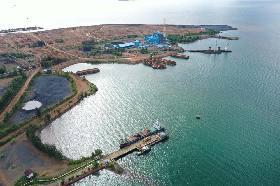 Government Ensures 17 Smelters to be Built in 2023