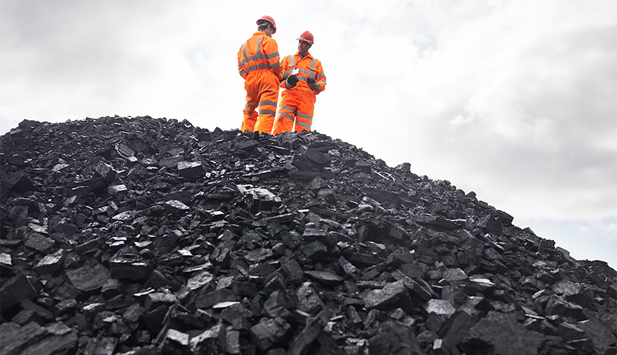 PT Dizamatra Powerindo Builds 120m Coal Flyover in Gelumbang