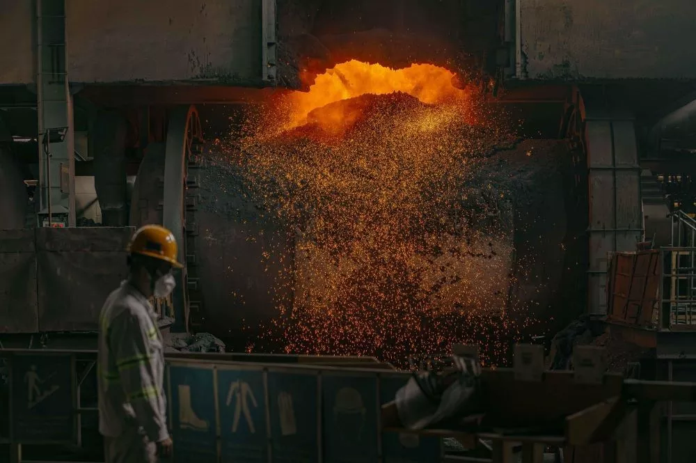 Merdeka Gold Completes Sale of 16 kg Gold from Pani Mine to Antam