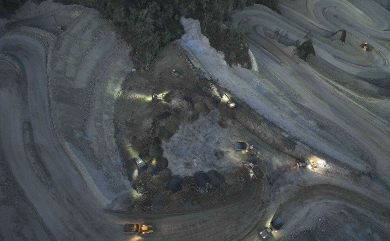 MDKA Subsidiary Signs IDR 2.9 Trillion Agreement for Pani Mine Construction